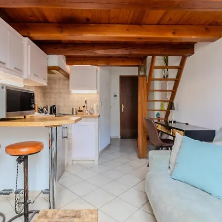 Antibes Centre 2 Pieces Cosy Proche Remparts דירה *